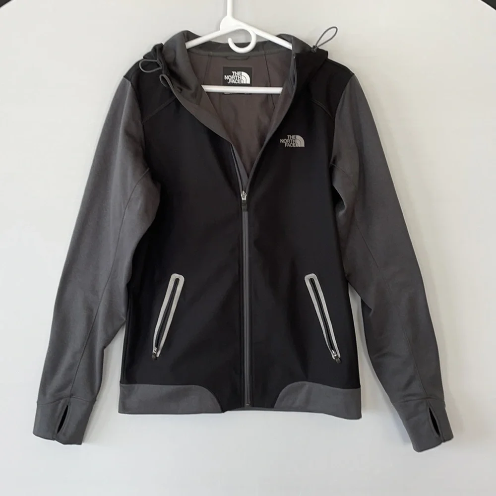 Like New Men’s North Face Jacket Size Small - Picture 12 of 16